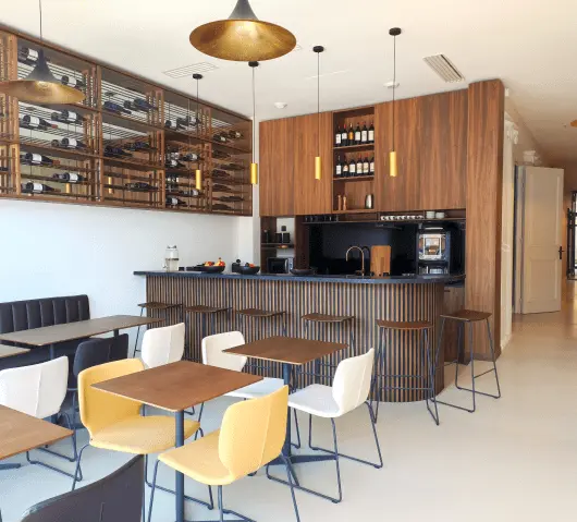 COWORKING WINEHUB
